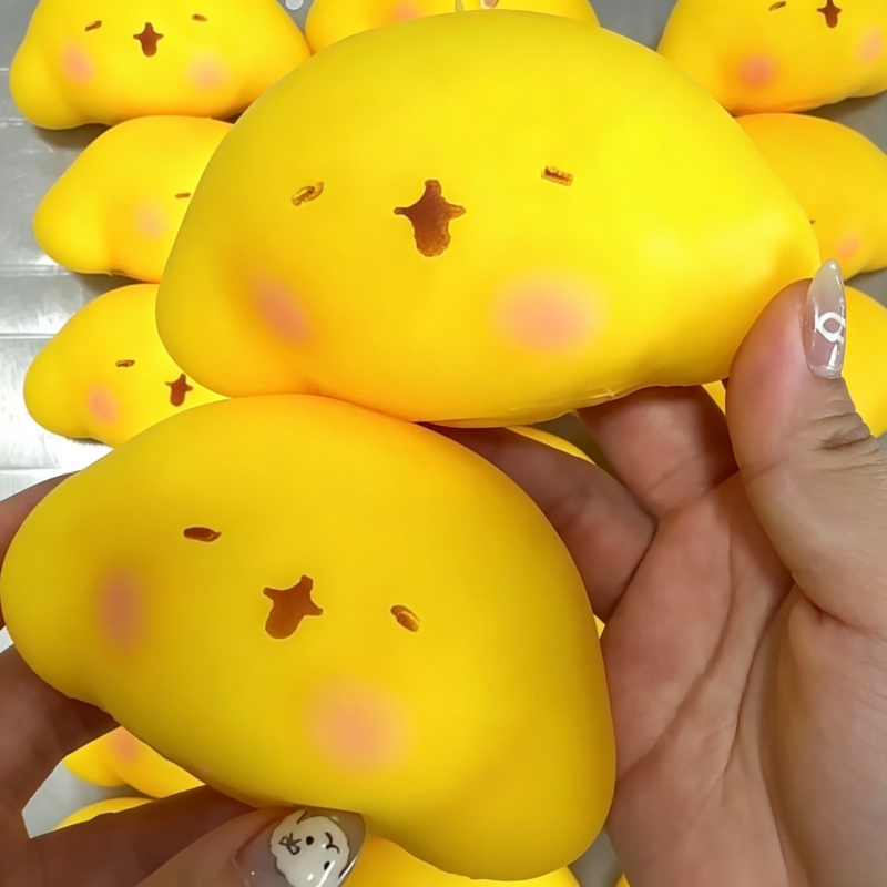 Crunchy Tangyuantu Ball Squish - Building Blocks review and price